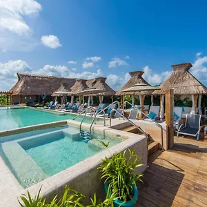 Naay Curamoria Collection 4* Tulum