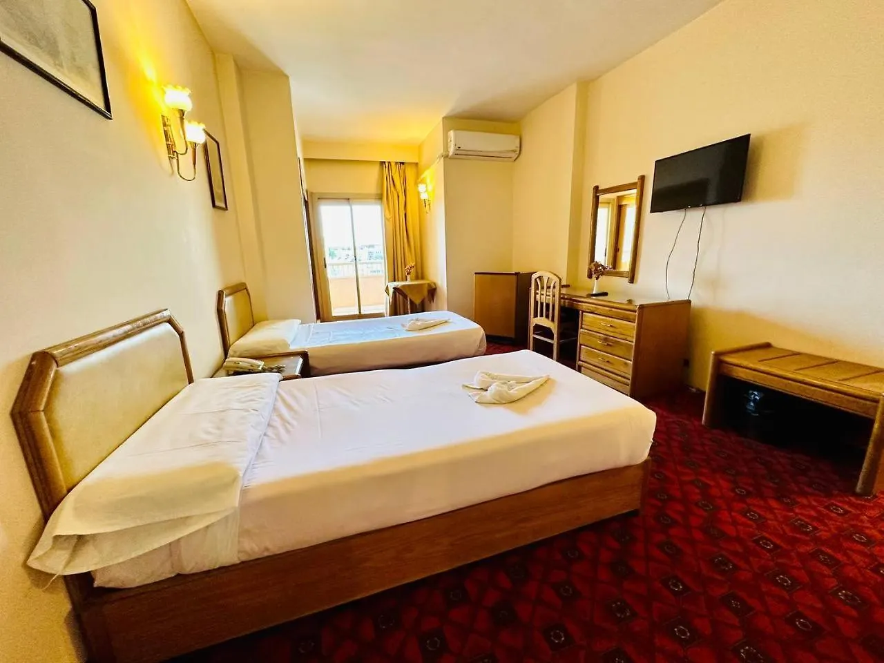 Queens Valley Hotel Luxor 3*,